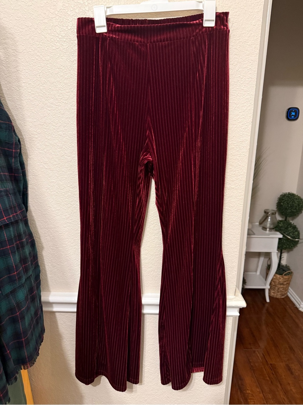 Women's XL Velvet Ribbed Flare Pants - Burgundy